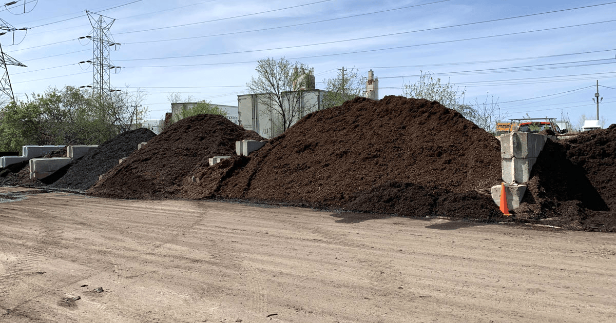 Mooresville NC Tree Contractor Mulch And Wood Chip Delivery in Mooresville - landscape mulch